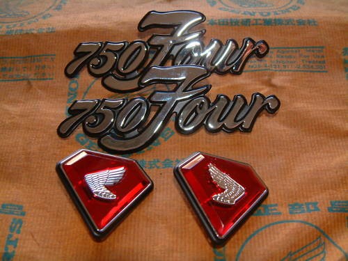 Honda 750 four emblem - honda, cb